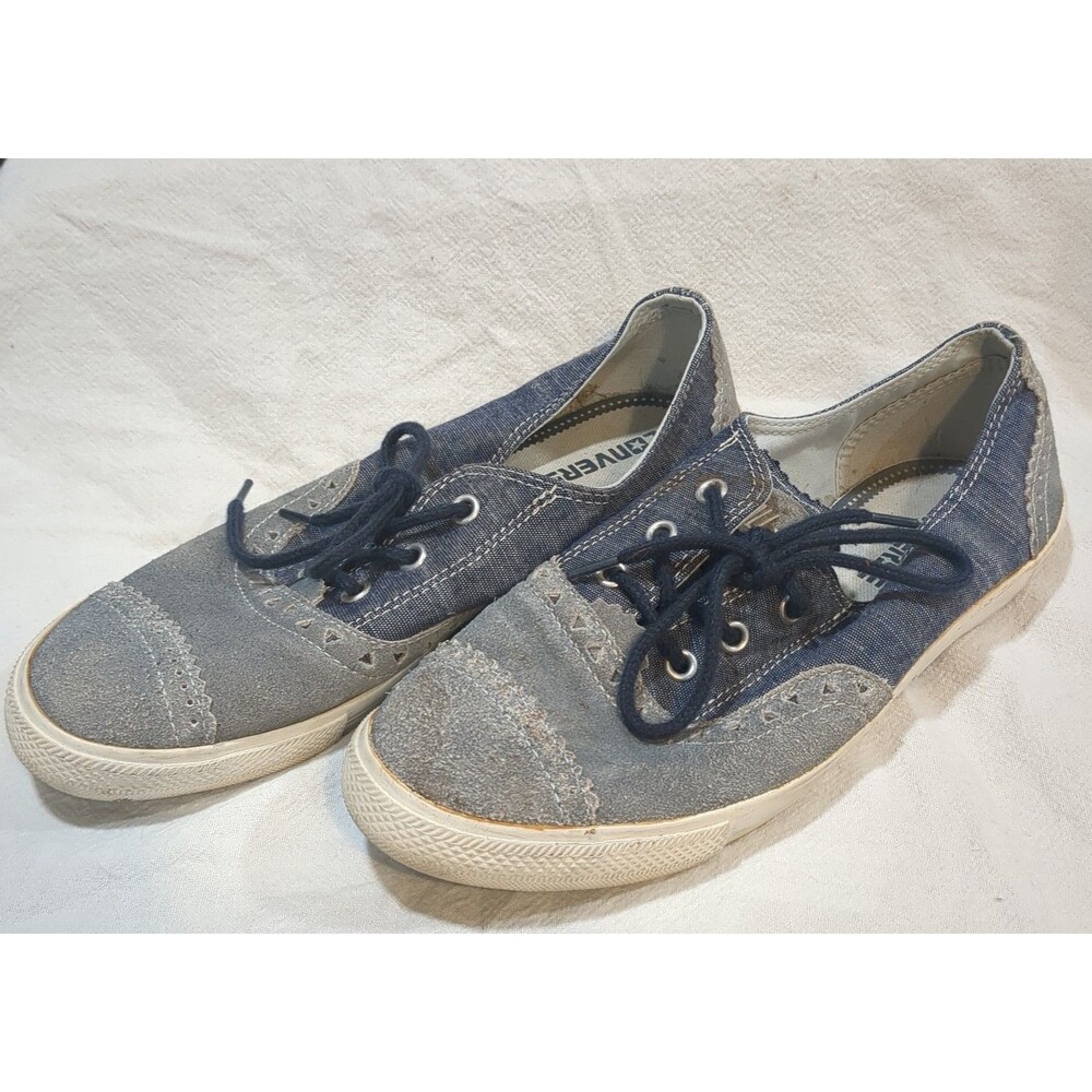 Converse denim look shoes women's size 8.5. Blue Oxford dainty summer classic